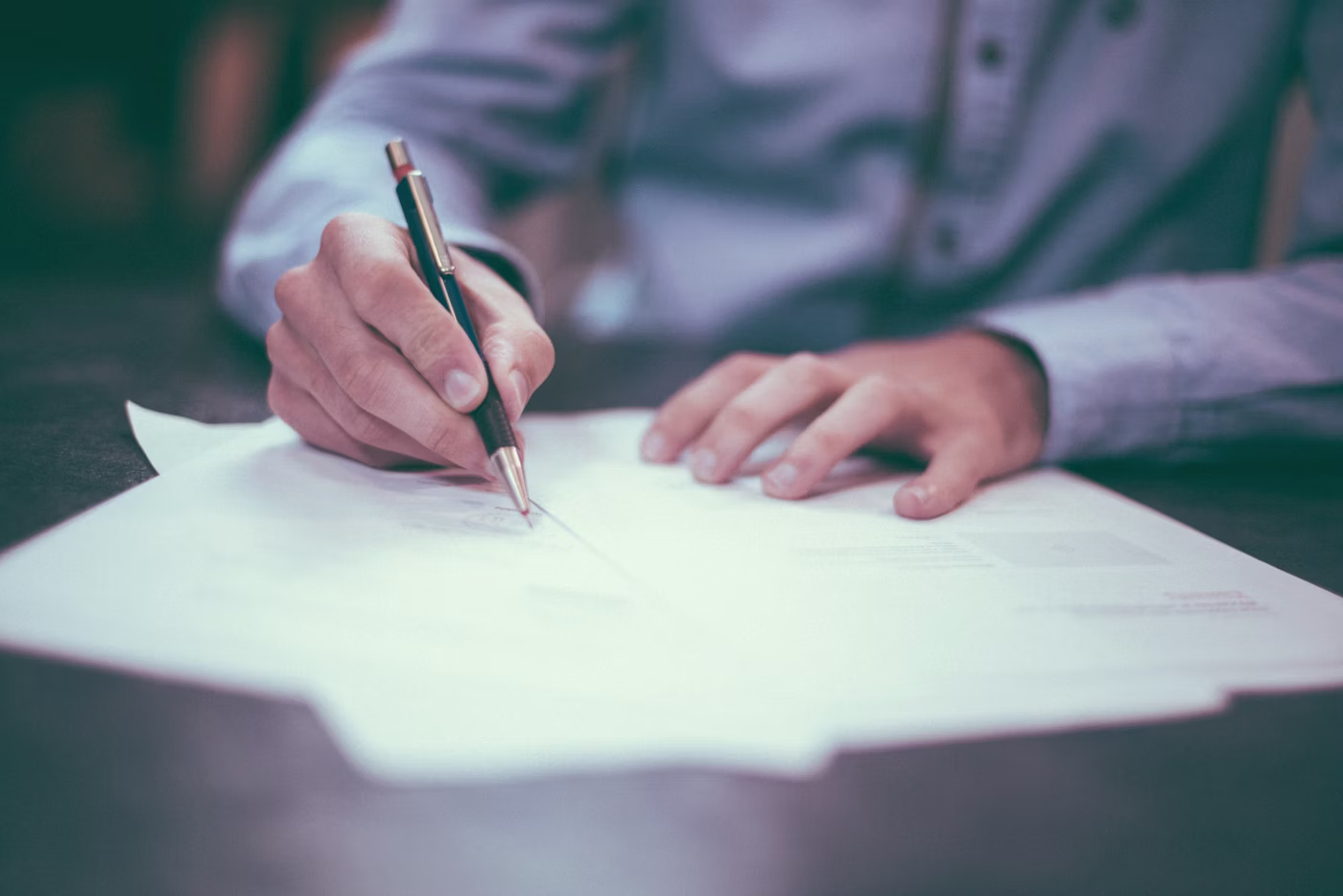 Signing a real estate agreement